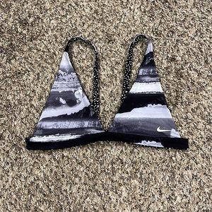 Nike Adventure Women’s Reversible Bralette Bikini Top